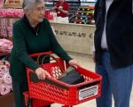 Keenagers stop at Buc-ee's 203