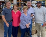 Keenagers stop at Buc-ee's 203